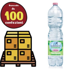 Bancale 100 confezioni da 6 bottiglie da 1,5 L di Acqua Minerale Naturale San Benedetto. Fonte Benedicta Scorzé (VE). La linea Ecogreen prevede plastica sostenibile creata per ridurre l'impatto ambientale e compensare il 100% delle emissioni CO2.