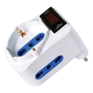 Adattatore di rete spina 10A 2 prese 10/16A bipasso + 1 presa schuko/bipasso MKC bianco - 492519356